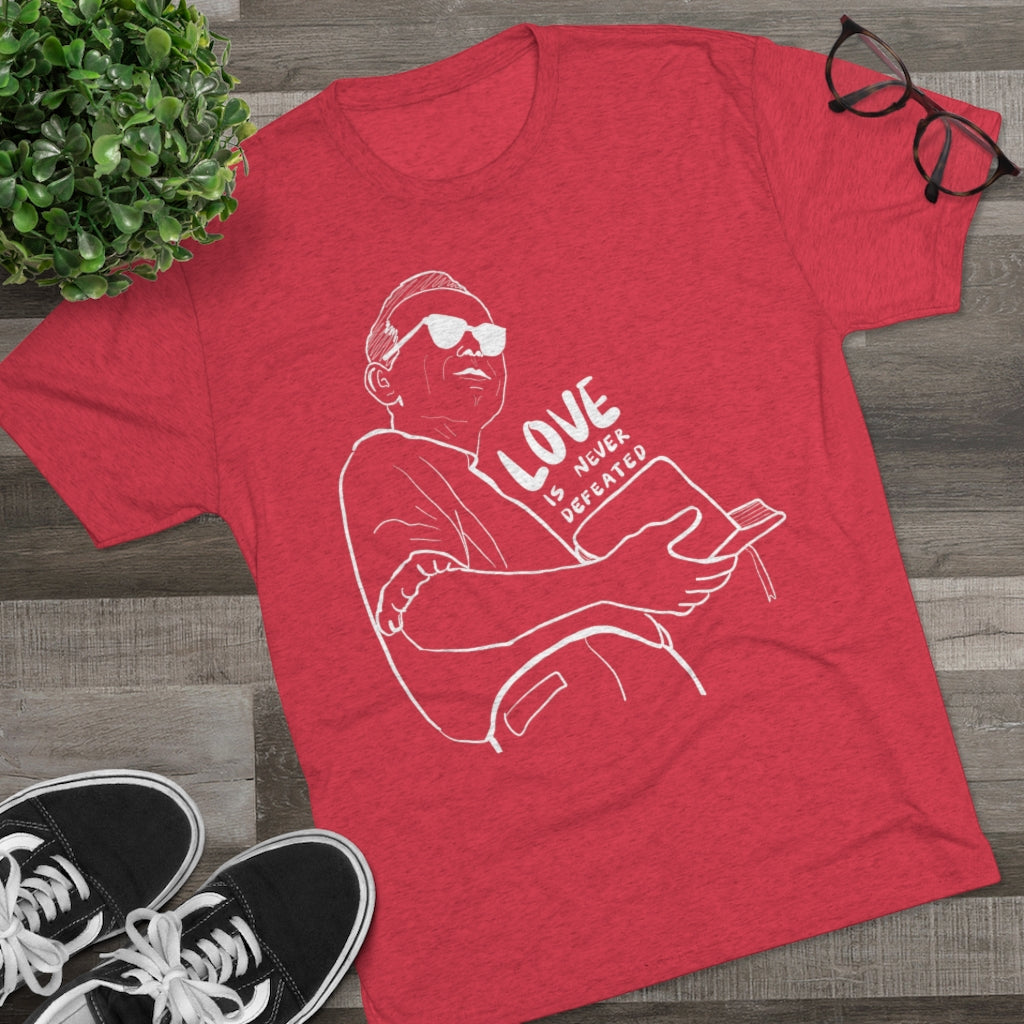 Men's John Paul II - Love Is Never Defeated Premium T-Shirt